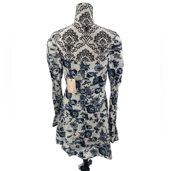 Missguided Navy and White Floral Puff Sleeve Mini Dress - Picture 5 of 12